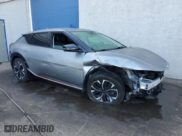 2023 Kia EV6 Wind with VIN KNDC34LA5P5130482, listed as a Copart auction lot 76792914 with 41,622 mi miles and Salvage Title. Bid and sale history available at carsss.com. Image 4.