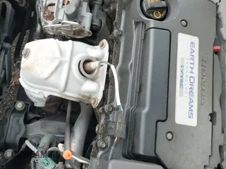 2014 Honda Accord EX z VIN 1HGCR2E74EA117328, wystawiony jako IAAI lot #43554893 z przebiegiem 257 221 mil mil oraz . Historia ofert i sprzedaży dostępna na DreamBid. Obrazek 21.