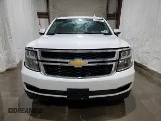 2019 Chevrolet Tahoe LS z VIN 1GNSKAKC7KR279792, wystawiony jako Copart lot #59736665 z przebiegiem 103 984 mil mil oraz Szkoda całkowita • Salvage title. Historia ofert i sprzedaży dostępna na DreamBid. Obrazek 5.