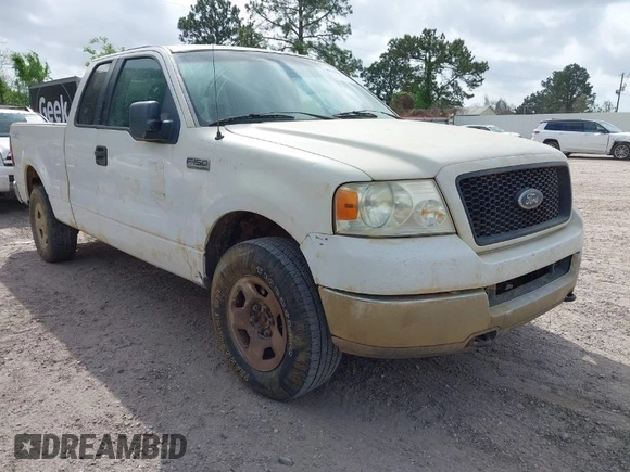 2005 Ford F-150 STX with VIN 1FTRX14W85NA51358, listed as a IAAI auction lot 41942560 with 1 mi miles. Bid and sale history available at carsss.com. Image 1.
