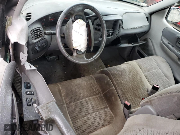 2002 Ford F-150 XL with VIN 1FTRF17W42NB09833, listed as a Copart auction lot 44682545 with 0 mi miles and Salvage Title. Bid and sale history available at carsss.com. Image 8.
