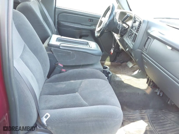2005 Chevrolet Silverado 1500 LS with VIN 2GCEK13T551143145, listed as a IAAI auction lot 41775791 with 181,147 mi miles. Bid and sale history available at carsss.com. Image 5.
