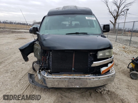 2004 Chevrolet Express Passenger with VIN 1GBFG15T841226225, listed as a Copart auction lot 44023515 with Not provided miles and Non repairable. Bid and sale history available at DreamBid. Image 5.
