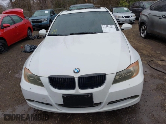 2007 BMW 3 Series 328i with VIN WBAVA335X7P141314, listed as a IAAI auction lot 41773135 with 131,955 mi miles. Bid and sale history available at carsss.com. Image 12.