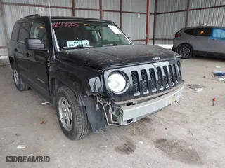 2016 Jeep Patriot Sport with VIN 1C4NJPBB2GD763490, listed as a IAAI auction lot 41613265 with 104,806 mi miles. Bid and sale history available at carsss.com. Image 6.