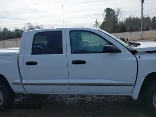 2006 Dodge Dakota ST with VIN 1D7HE28KX6S521235, listed as a IAAI auction lot 41417944 with 122,761 mi miles and . Bid and sale history available at carsss.com. Image 14.