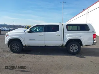2017 Toyota Tacoma SR5 with VIN 3TMAZ5CN3HM045330, listed as a IAAI auction lot 41371012 with 20,170 mi miles and . Bid and sale history available at DreamBid. Image 15.