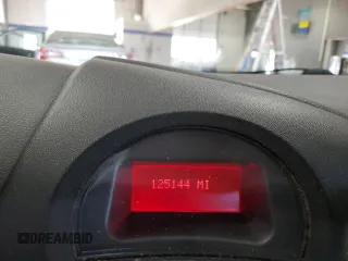 2007 Pontiac Grand Prix z VIN 2G2WP552571186988, wystawiony jako Copart lot #46468555 z przebiegiem 125 144 mil mil oraz Nie do naprawy • Non repairable. Historia ofert i sprzedaży dostępna na DreamBid. Obrazek 9.