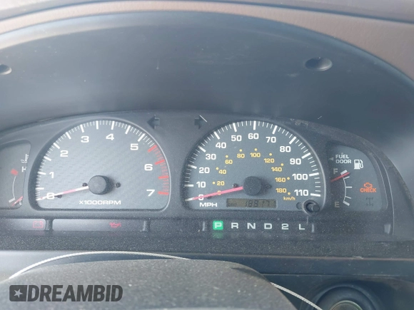2000 Toyota 4Runner SR5 with VIN JT3GN86R9Y0153027, listed as a IAAI auction lot 42068029 with 188,171 mi miles and . Bid and sale history available at DreamBid. Image 7.