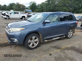 2013 Toyota Highlander Limited with VIN 5TDYK3EH0DS110336, listed as a Copart auction lot 59493005 with 125,184 mi miles and Salvage title. Bid and sale history available at DreamBid. Image 1.