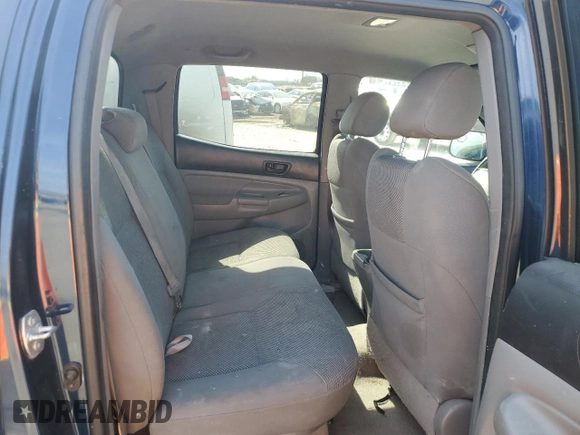 2007 Toyota Tacoma PreRunner with VIN 3TMJU62N07M030661, listed as a Copart auction lot 45991355 with 172,707 mi miles and Salvage Title. Bid and sale history available at DreamBid. Image 10.