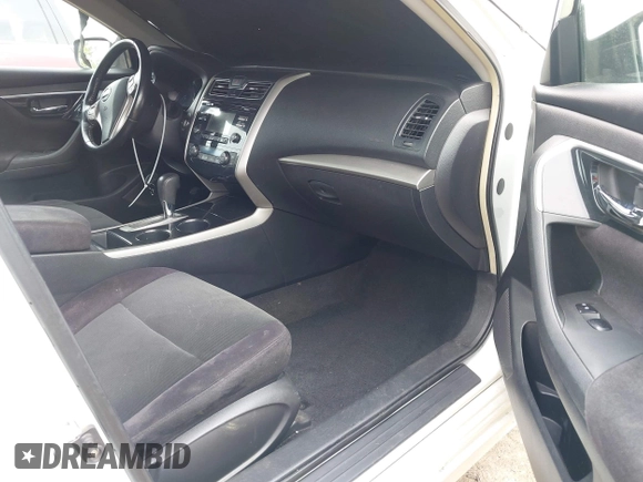 2013 Nissan Altima SV with VIN 1N4AL3AP8DN537187, listed as a IAAI auction lot 42375168 with 192,094 mi miles and . Bid and sale history available at DreamBid. Image 5.
