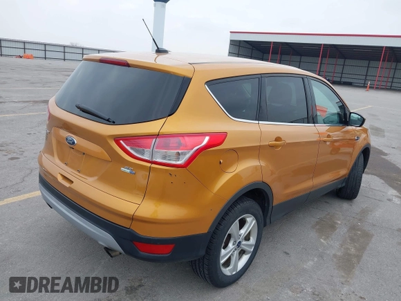 2016 Ford Escape SE z VIN 1FMCU9GX1GUC59233, wystawiony jako IAAI lot #41958573 z przebiegiem 133 223 mil mil oraz . Historia ofert i sprzedaży dostępna na DreamBid. Obrazek 21.