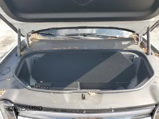 2025 Rivian R1S Adventure z VIN 7PDSGBBA1SN051768, wystawiony jako Copart lot #43838115 z przebiegiem 4875 mil mil oraz Szkoda całkowita • Salvage title. Historia ofert i sprzedaży dostępna na DreamBid. Obrazek 14.