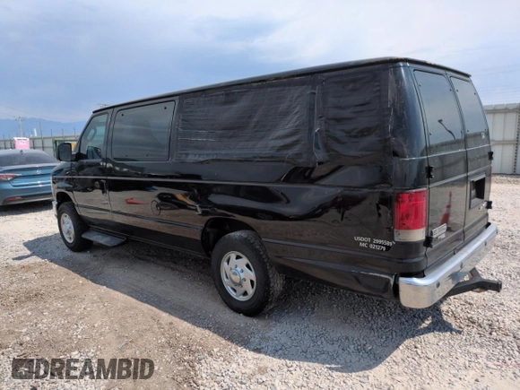 2013 Ford Econoline Passenger XL with VIN 1FBSS3BLXDDB07720, listed as a Copart auction lot 64886215 with 125,856 mi miles and Clean title. Bid and sale history available at DreamBid. Image 2.