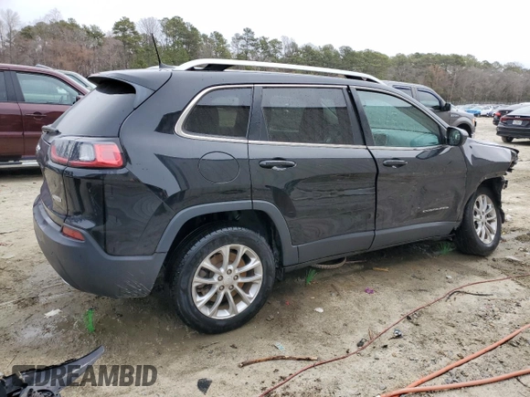 2019 Jeep Cherokee Latitude with VIN 1C4PJLCX8KD313251, listed as a Copart auction lot 47882205 with 65,833 mi miles and Salvage title. Bid and sale history available at DreamBid. Image 3.