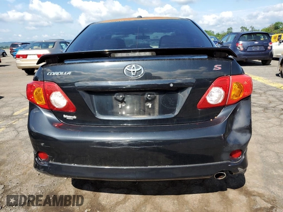 2010 Toyota Corolla z VIN 2T1BU4EE9AC243418, wystawiony jako Copart lot #64118445 z przebiegiem 57 645 mil mil oraz Czysty tytuł • Clean title. Historia ofert i sprzedaży dostępna na DreamBid. Obrazek 6.