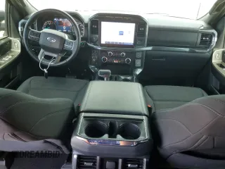 2022 Ford F-150 XL with VIN 1FTFW1E82NFC33590, listed as a Copart auction lot 61806045 with 53,477 mi miles and Salvage title. Bid and sale history available at DreamBid. Image 8.