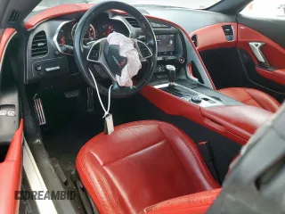 2014 Chevrolet Corvette Z51 3LT z VIN 1G1YM2D73E5131825, wystawiony jako Copart lot #58187765 z przebiegiem 89 861 mil mil oraz Szkoda całkowita • Salvage title. Historia ofert i sprzedaży dostępna na DreamBid. Obrazek 8.