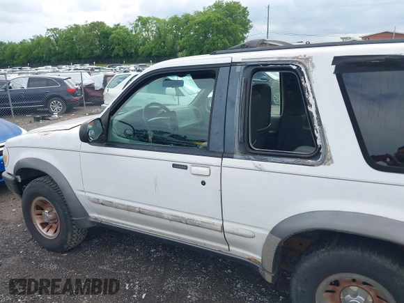 1998 Ford Explorer с VIN 1FMYU22E4WUB38942, выставлен на аукционе IAAI как лот 42188468 с пробегом 226 412 миль миль и . История ставок и продаж доступна на DreamBid. Изображение 6.