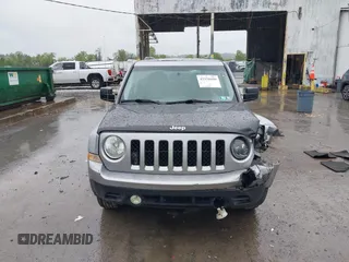 2017 Jeep Patriot Sport SE with VIN 1C4NJPBA2HD118671, listed as a IAAI auction lot 42356680 with 129,497 mi miles and . Bid and sale history available at DreamBid. Image 12.