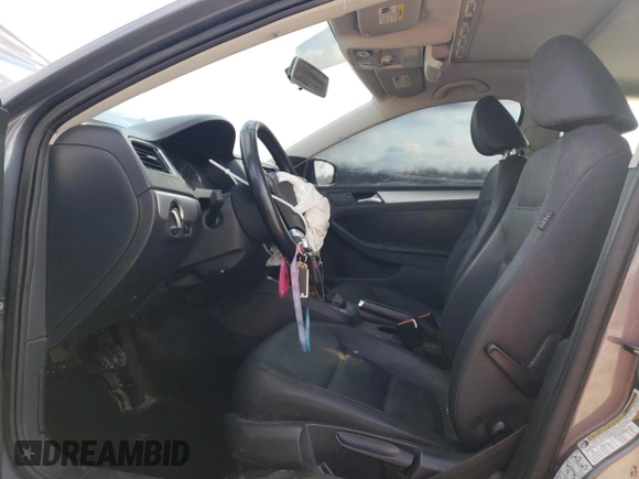 2012 Volkswagen Jetta Sedan SEL w/Sunroof with VIN 3VWLX7AJ0CM389522, listed as a Copart auction lot 86277254 with 0 mi miles and Salvage Title. Bid and sale history available at carsss.com. Image 7.