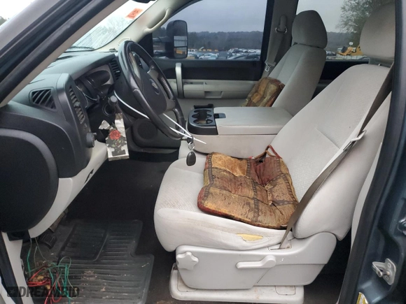 2008 Chevrolet Silverado 2500HD Work Truck with VIN 1GCHK23K58F154783, listed as a Copart auction lot 80951814 with NaN miles and Salvage Title. Bid and sale history available at carsss.com. Image 7.