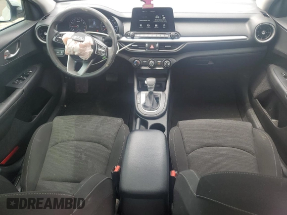 2021 Kia Forte LXS with VIN 3KPF24AD4ME299907, listed as a Copart auction lot 59294975 with 59,488 mi miles and Salvage title. Bid and sale history available at DreamBid. Image 8.