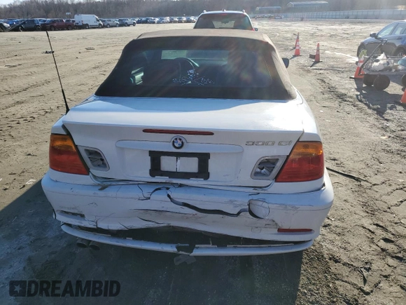 2002 BMW 3 Series 330Ci with VIN WBABS53462JU91473, listed as a Copart auction lot 42807925 with 178,930 mi miles and Salvage Title. Bid and sale history available at carsss.com. Image 6.