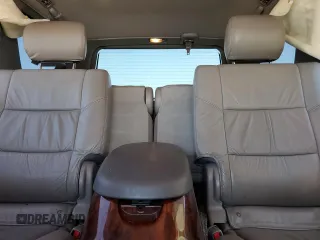 2005 Toyota Sequoia Limited with VIN 5TDBT48A45S250978, listed as a Copart auction lot 50261415 with 238,453 mi miles and Salvage Title. Bid and sale history available at DreamBid. Image 10.