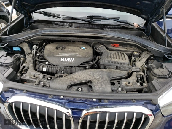 2018 BMW X1 xDrive28i with VIN WBXHT3C37J5K27663, listed as a Copart auction lot 38185933 with 61,894 mi miles. Bid and sale history available at carsss.com. Image 12.