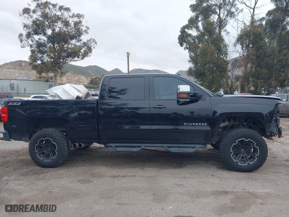 2014 Chevrolet Silverado 1500 LT with VIN 3GCUKREC2EG552511, listed as a IAAI auction lot 41745914 with 196,182 mi miles. Bid and sale history available at carsss.com. Image 14.