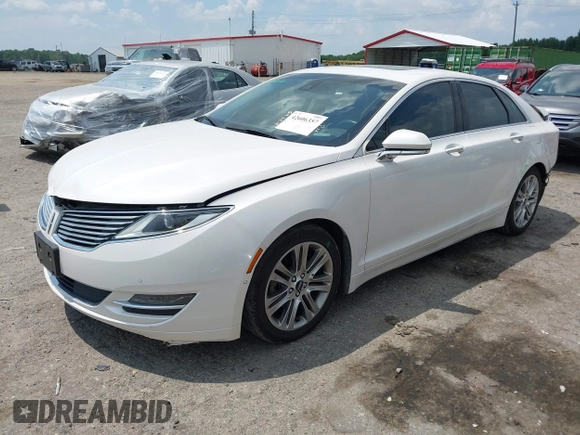 2014 Lincoln MKZ Hybrid z VIN 3LN6L2LU2ER825732, wystawiony jako IAAI lot #42606357 z przebiegiem 153 966 mil mil oraz . Historia ofert i sprzedaży dostępna na DreamBid. Obrazek 2.