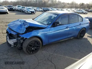 2013 BMW 3 Series 335i xDrive z VIN WBA3B9G5XDNR89623, wystawiony jako Copart lot #80271704 z przebiegiem 148 365 mil mil oraz Szkoda całkowita • Salvage title. Historia ofert i sprzedaży dostępna na DreamBid. Obrazek 1.