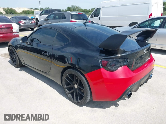 2014 Scion FR-S z VIN JF1ZNAA10E8703778, wystawiony jako IAAI lot #42264695 z przebiegiem 117 889 mil mil oraz . Historia ofert i sprzedaży dostępna na DreamBid. Obrazek 3.