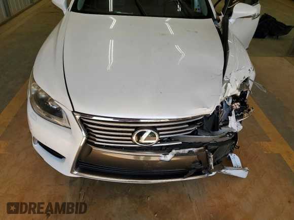 2013 Lexus LS 460 with VIN JTHBL5EF5D5118661, listed as a Copart auction lot 52514565 with Not provided miles and Salvage title. Bid and sale history available at DreamBid. Image 13.