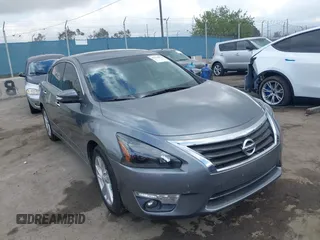 2014 Nissan Altima 2.5 S with VIN 1N4AL3AP7EC123900, listed as a IAAI auction lot 42110974 with 106,078 mi miles and . Bid and sale history available at carsss.com. Image 1.