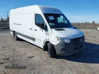 2024 Mercedes-Benz Sprinter Cargo with VIN W1Y4NCHY2RT177333, listed as a IAAI auction lot 40842688 with Not Provided miles. Bid and sale history available at carsss.com. Image 1.