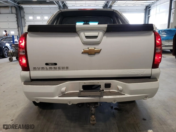 2007 Chevrolet Avalanche LT w/1LT with VIN 3GNEK12327G109165, listed as a Copart auction lot 85896634 with 168,822 mi miles and Salvage Title. Bid and sale history available at carsss.com. Image 6.