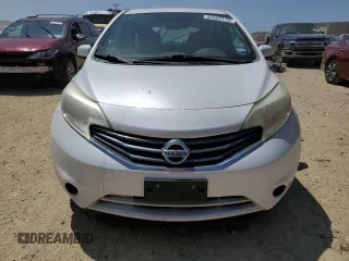 2014 Nissan Note S with VIN 3N1CE2CP3EL427740, listed as a Copart auction lot 52353115 with 132,371 mi miles and Salvage Title. Bid and sale history available at DreamBid. Image 5.
