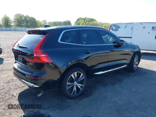 2022 Volvo XC60 Inscription z VIN YV4062RL2N1065356, wystawiony jako IAAI lot #41989735 z przebiegiem 17 013 mil mil oraz . Historia ofert i sprzedaży dostępna na DreamBid. Obrazek 4.