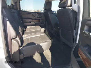2017 GMC Sierra 1500 SLT z VIN 3GTU2NEC0HG304187, wystawiony jako IAAI lot #41973007 z przebiegiem Nie podano mil oraz . Historia ofert i sprzedaży dostępna na DreamBid. Obrazek 8.