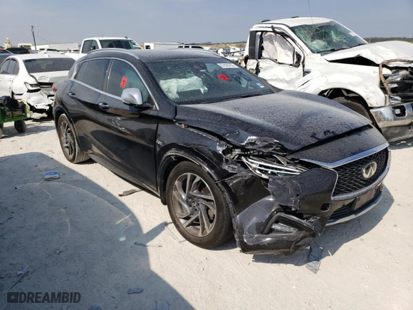 2018 Infiniti QX30 ESSENTIAL with VIN SJKCH5CP9JA041019, listed as a Copart auction lot 67820763 with 66,601 mi miles. Bid and sale history available at carsss.com. Image 4.