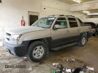 2004 Chevrolet Avalanche Z71 z VIN 3GNEK12T34G275352, wystawiony jako Copart lot #62084705 z przebiegiem 196 646 mil mil oraz Czysty tytuł • Clean title. Historia ofert i sprzedaży dostępna na DreamBid. Obrazek 1.