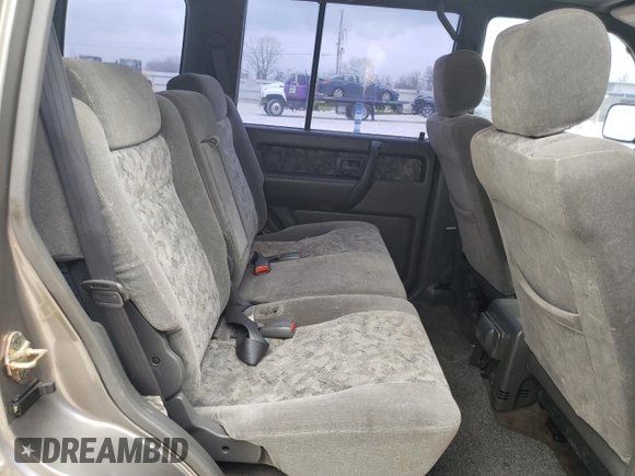 2001 Isuzu Trooper S z VIN JACDS58X717J17334, wystawiony jako Copart lot #47590455 z przebiegiem 167 042 mil mil oraz Czysty tytuł • Clean title. Historia ofert i sprzedaży dostępna na DreamBid. Obrazek 11.