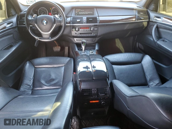 2011 BMW X6 50i with VIN 5UXFG8C59BLZ95454, listed as a Copart auction lot 86501054 with 93,871 mi miles and Clean Title. Bid and sale history available at carsss.com. Image 8.