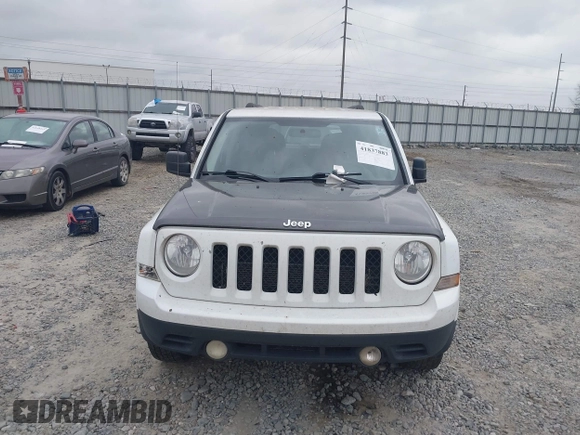 2014 Jeep Patriot Sport with VIN 1C4NJPBAXED504895, listed as a IAAI auction lot 41837883 with 272,331 mi miles. Bid and sale history available at carsss.com. Image 12.