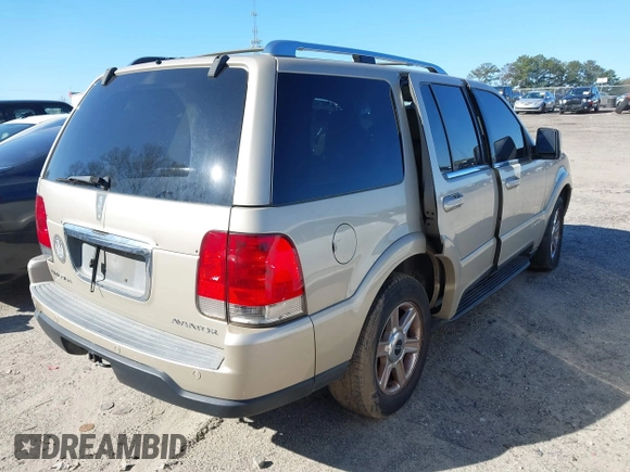 2005 Lincoln Aviator with VIN 5LMEU88H65ZJ27091, listed as a IAAI auction lot 41821154 with 169,113 mi miles and . Bid and sale history available at DreamBid. Image 4.