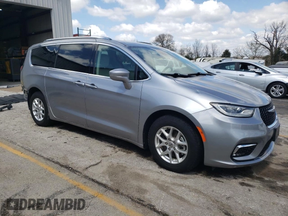2021 Chrysler Pacifica Touring L with VIN 2C4RC1BG3MR574988, listed as a Copart auction lot 52213925 with 76,166 mi miles and Salvage Title. Bid and sale history available at DreamBid. Image 4.