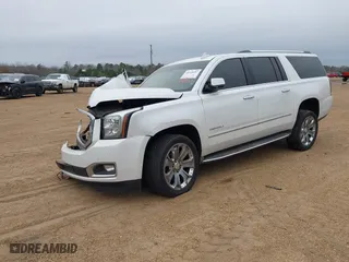 2016 GMC Yukon XL Denali with VIN 1GKS1HKJ8GR306576, listed as a IAAI auction lot 41518187 with 208,586 mi miles. Bid and sale history available at carsss.com. Image 2.